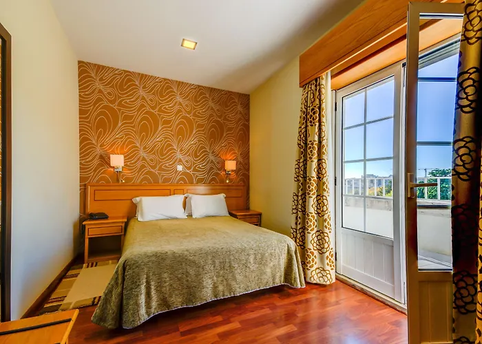 马路公园酒店 3*