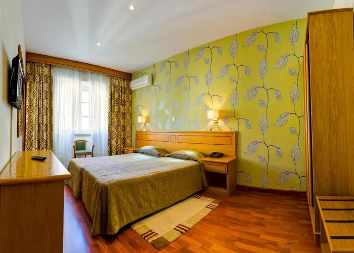 马路公园酒店 3* Lisboa