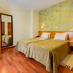 Avenida Park Szálloda 3*