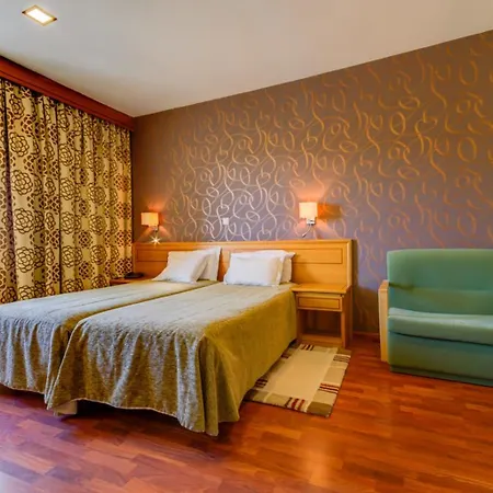 Avenida Park Hotel